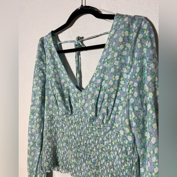 Floral Smocked Top by Chance - Picture 2 of 6